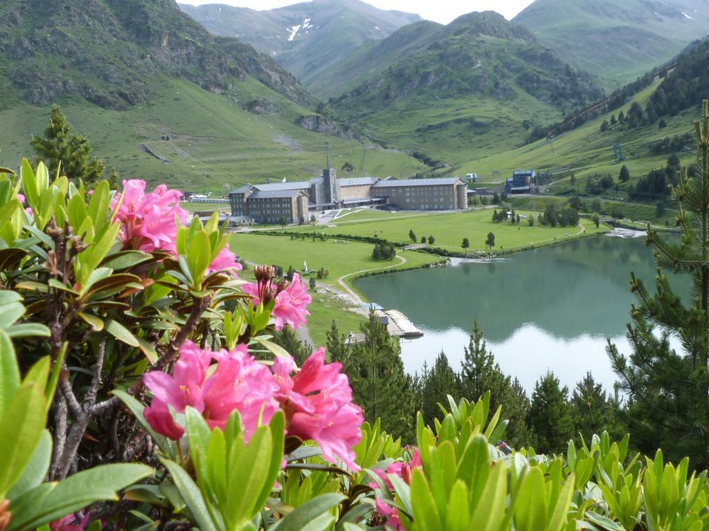 Apartaments Vall De Nuria Кералбс Екстериор снимка