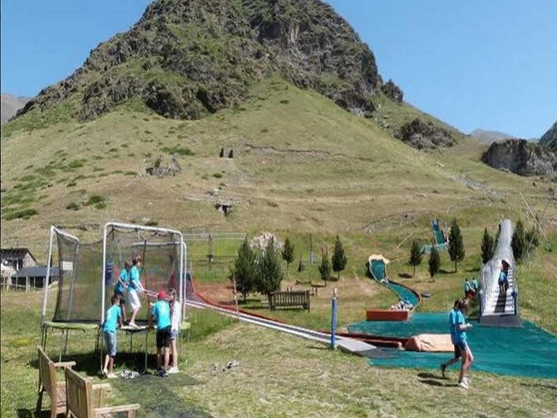 Apartaments Vall De Nuria Кералбс Екстериор снимка